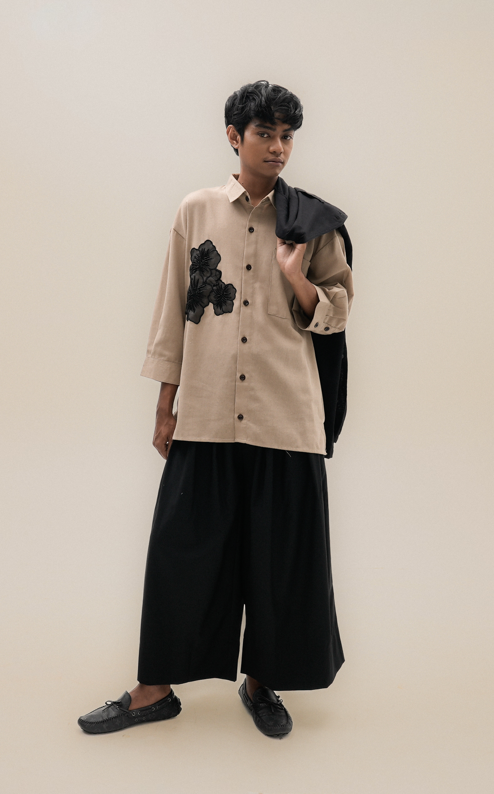 DZIMAR SHORT EMBROIDERY